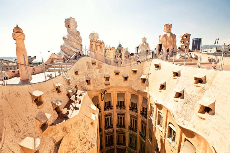 Visit Casa Mila