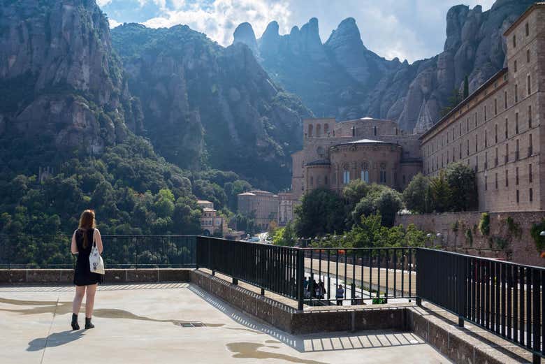 Enjoy the landscapes of Montserrat
