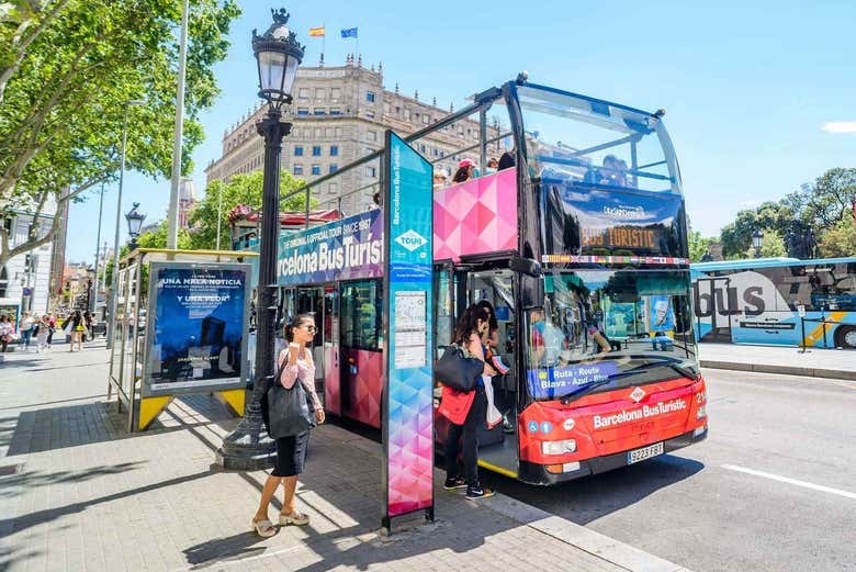Barcelona sightseeing bus
