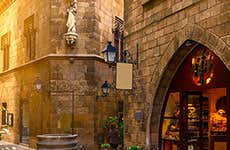 Barcelona Travel Guide